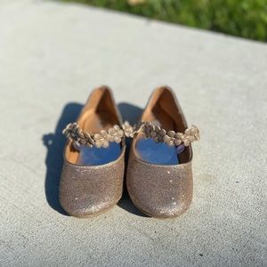 Golden gently used dress shoes